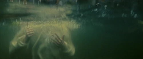 Still frame 96 from Alice, Darling (2022) directed by Mary Nighy