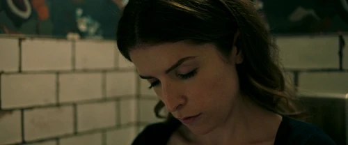 Still frame 8 from Alice, Darling (2022) directed by Mary Nighy