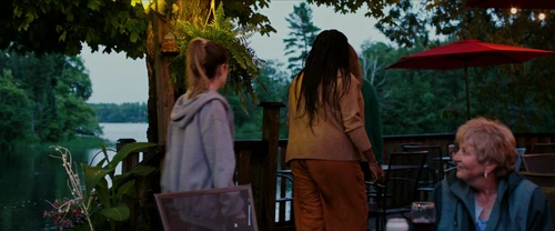 Still frame 137 from Alice, Darling (2022) directed by Mary Nighy
