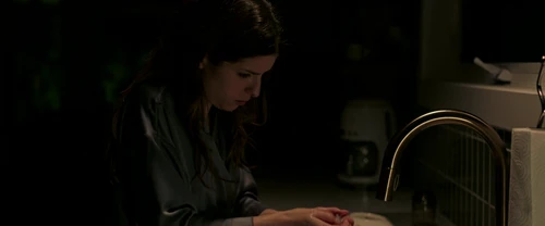 Still frame 12 from Alice, Darling (2022) directed by Mary Nighy