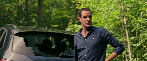 Still frame 172 from Alice, Darling (2022) directed by Mary Nighy