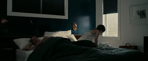Still frame 15 from Alice, Darling (2022) directed by Mary Nighy