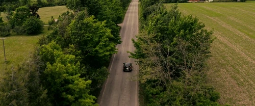 Still frame 39 from Alice, Darling (2022) directed by Mary Nighy