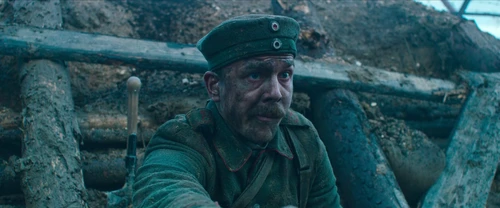 Still frame 73 from All Quiet on the Western Front (2022) directed by Edward Berger
