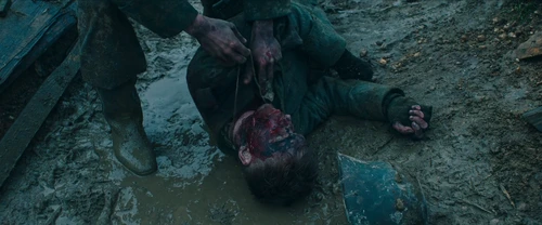 Still frame 77 from All Quiet on the Western Front (2022) directed by Edward Berger