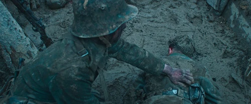 Still frame 81 from All Quiet on the Western Front (2022) directed by Edward Berger