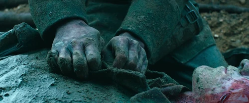 Still frame 84 from All Quiet on the Western Front (2022) directed by Edward Berger
