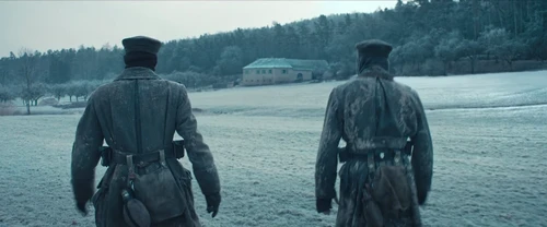 Still frame 97 from All Quiet on the Western Front (2022) directed by Edward Berger