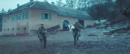 Still frame 100 from All Quiet on the Western Front (2022) directed by Edward Berger