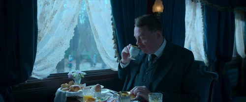 Still frame 157 from All Quiet on the Western Front (2022) directed by Edward Berger