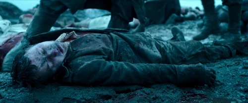 Still frame 14 from All Quiet on the Western Front (2022) directed by Edward Berger