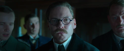 Still frame 166 from All Quiet on the Western Front (2022) directed by Edward Berger