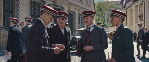 Still frame 24 from All Quiet on the Western Front (2022) directed by Edward Berger