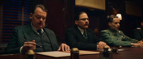 Still frame 259 from All Quiet on the Western Front (2022) directed by Edward Berger