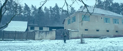 Still frame 272 from All Quiet on the Western Front (2022) directed by Edward Berger