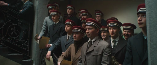 Still frame 28 from All Quiet on the Western Front (2022) directed by Edward Berger
