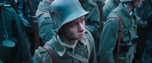 Still frame 305 from All Quiet on the Western Front (2022) directed by Edward Berger