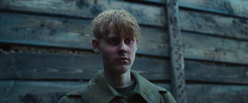 Still frame 335 from All Quiet on the Western Front (2022) directed by Edward Berger