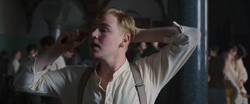 Still frame 34 from All Quiet on the Western Front (2022) directed by Edward Berger