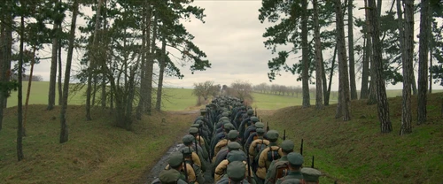 Still frame 35 from All Quiet on the Western Front (2022) directed by Edward Berger