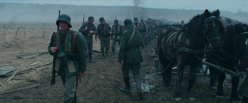 Still frame 41 from All Quiet on the Western Front (2022) directed by Edward Berger