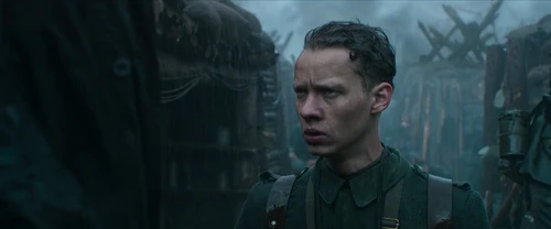 Still frame 47 from All Quiet on the Western Front (2022) directed by Edward Berger