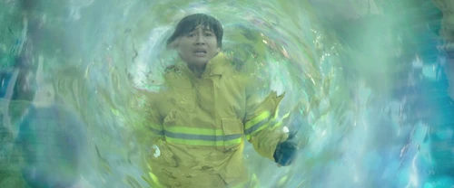 Still frame 11 from Along With the Gods: The Two Worlds (2017) directed by Kim Yong-hwa