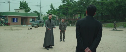 Still frame 305 from Along With the Gods: The Two Worlds (2017) directed by Kim Yong-hwa