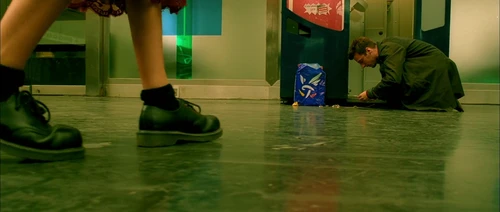 Still frame 123 from Amelie (2001) directed by Jean-Pierre Jeunet