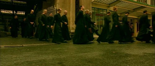Still frame 125 from Amelie (2001) directed by Jean-Pierre Jeunet