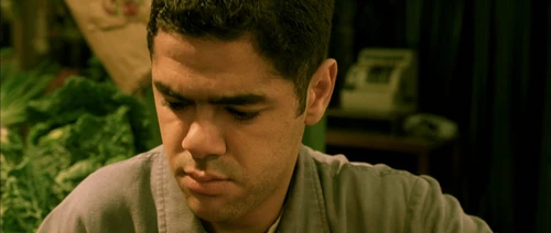 Still frame 156 from Amelie (2001) directed by Jean-Pierre Jeunet