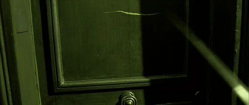 Still frame 168 from Amelie (2001) directed by Jean-Pierre Jeunet