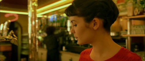 Still frame 199 from Amelie (2001) directed by Jean-Pierre Jeunet