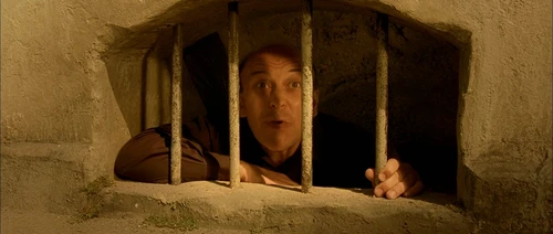 Still frame 241 from Amelie (2001) directed by Jean-Pierre Jeunet