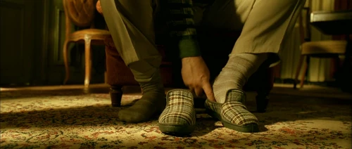 Still frame 256 from Amelie (2001) directed by Jean-Pierre Jeunet