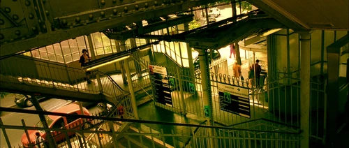 Still frame 261 from Amelie (2001) directed by Jean-Pierre Jeunet