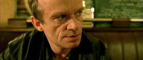 Still frame 30 from Amelie (2001) directed by Jean-Pierre Jeunet