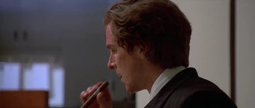 Still frame 77 from American Psycho (2000) directed by Mary Harron