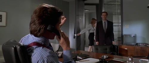 Still frame 83 from American Psycho (2000) directed by Mary Harron