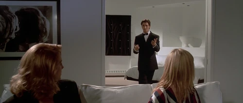 Still frame 102 from American Psycho (2000) directed by Mary Harron