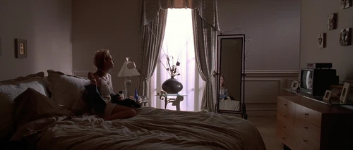 Still frame 133 from American Psycho (2000) directed by Mary Harron