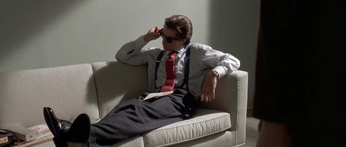 Still frame 140 from American Psycho (2000) directed by Mary Harron