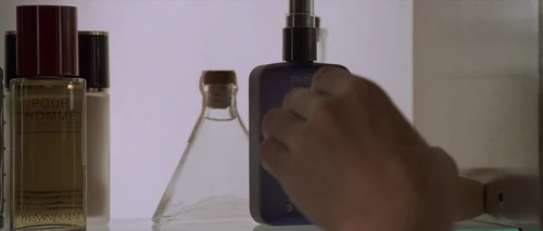 Still frame 19 from American Psycho (2000) directed by Mary Harron