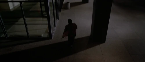 Still frame 185 from American Psycho (2000) directed by Mary Harron