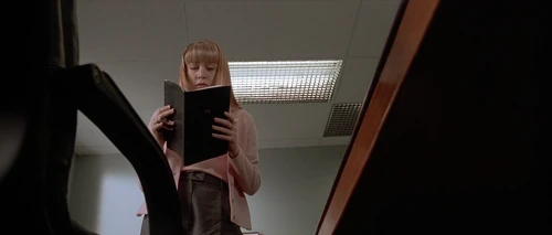 Still frame 204 from American Psycho (2000) directed by Mary Harron