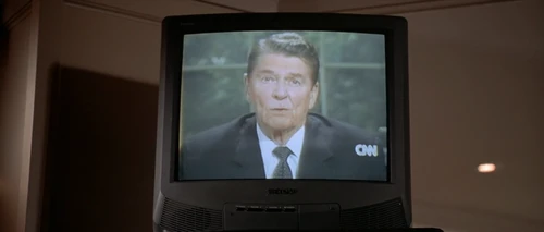 Still frame 214 from American Psycho (2000) directed by Mary Harron