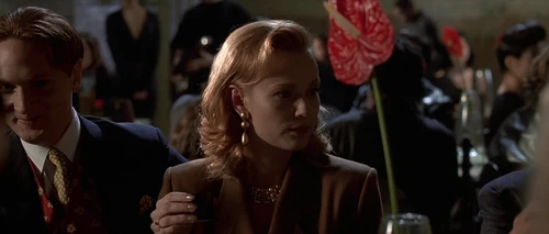 Still frame 29 from American Psycho (2000) directed by Mary Harron