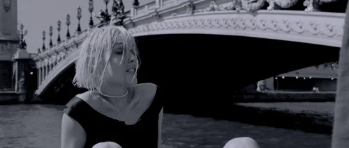 Still frame 10 from Angel-A (2005) directed by Luc Besson