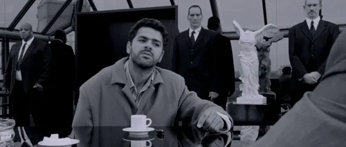 Still frame 13 from Angel-A (2005) directed by Luc Besson