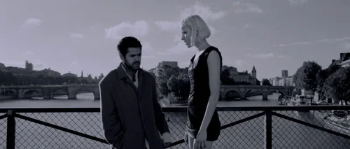 Still frame 17 from Angel-A (2005) directed by Luc Besson
